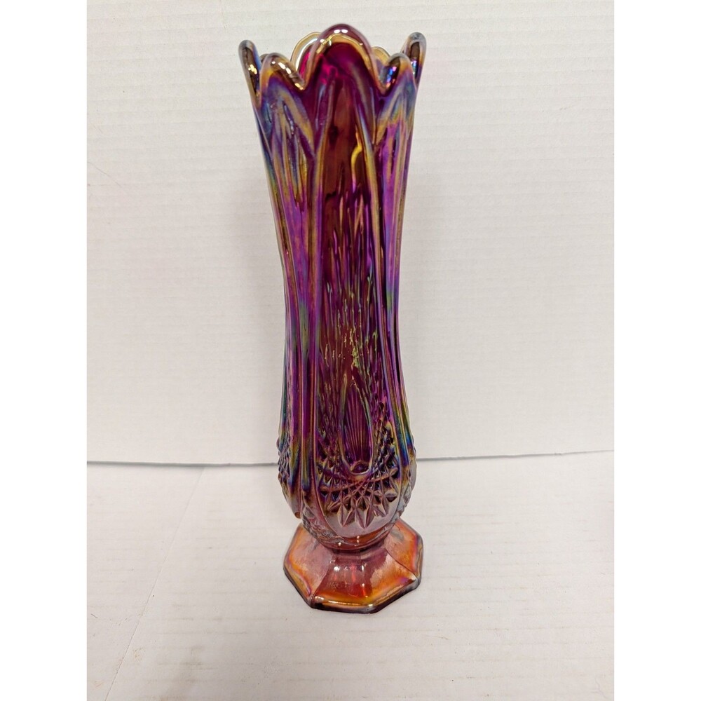 Vintage Indiana Heirloom Series Amethyst Carnival Glass Swung 11" Vase (Read)
